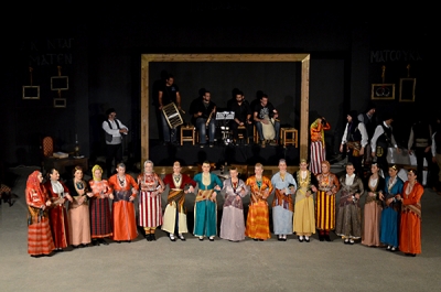 &Pi;&omicron;&nu;&tau;&omicron;&sigmaf;-&Tau;&alpha; &xi;&epsilon;&rho;&iota;&zeta;&omega;&mu;έ&nu;&alpha; &mu;ή&lambda;&alpha; &tau;&eta;&sigmaf; &Kappa;&iota;&mu;&iota;&sigma;&chi;&alpha;&nu;ά&sigmaf;