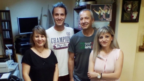 &Pi;&rho;&omicron;&sigma;&phi;&omicron;&rho;ά &sigma;&tau;&omicron; &Kappa;&omicron;&iota;&nu;&omega;&nu;&iota;&kappa;ό &Pi;&alpha;&nu;&tau;&omicron;&pi;&omega;&lambda;&epsilon;ί&omicron;