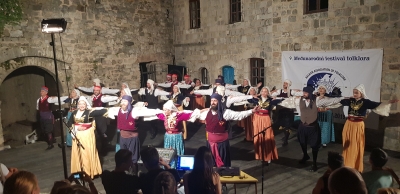 &Tau;&omicron; &Kappa;&Epsilon;.&Lambda;.&Epsilon; &sigma;&tau;&omicron; &Mu;&alpha;&upsilon;&rho;&omicron;&beta;&omicron;ύ&nu;&iota;&omicron;